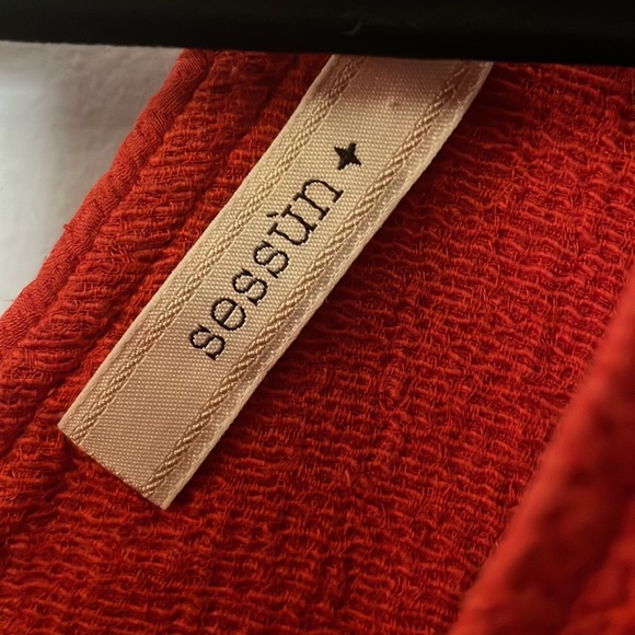 Sessun mini dress with very classy back detail - Picture 3 of 5